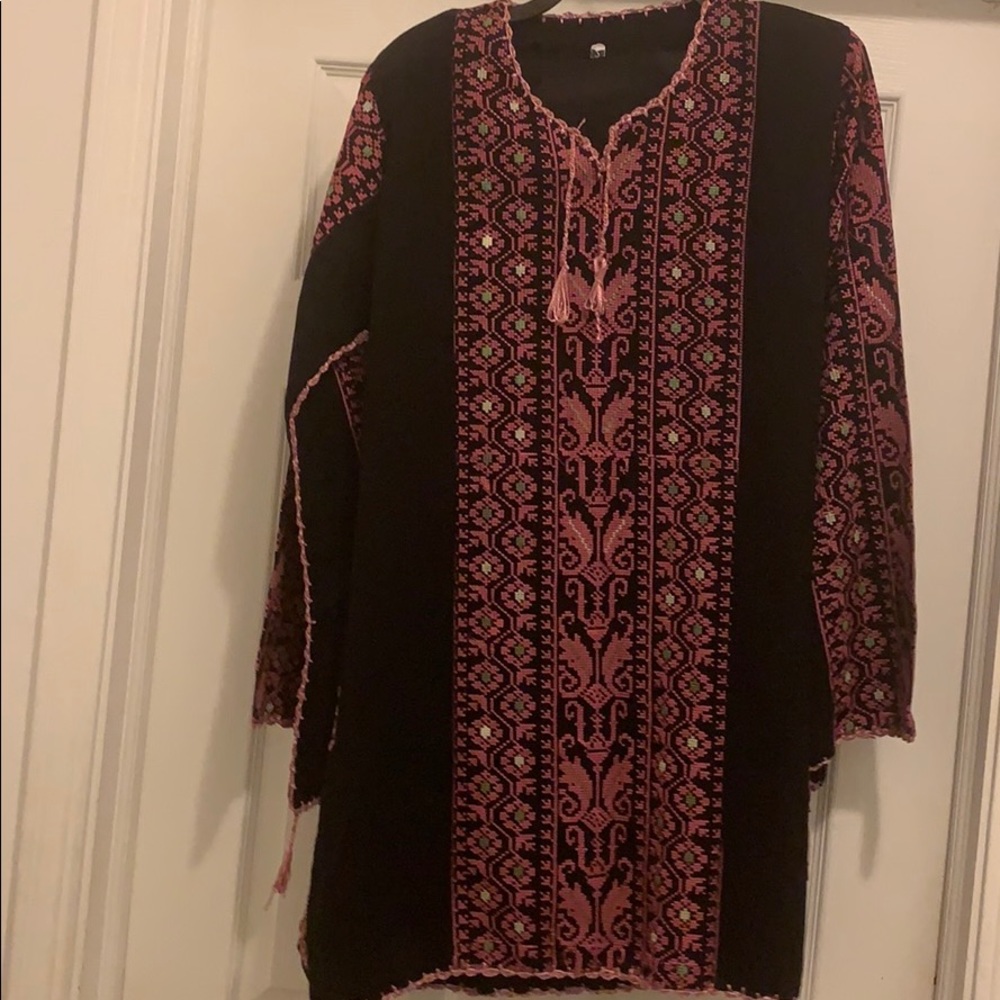 Black&Pink hand embroidered tunic